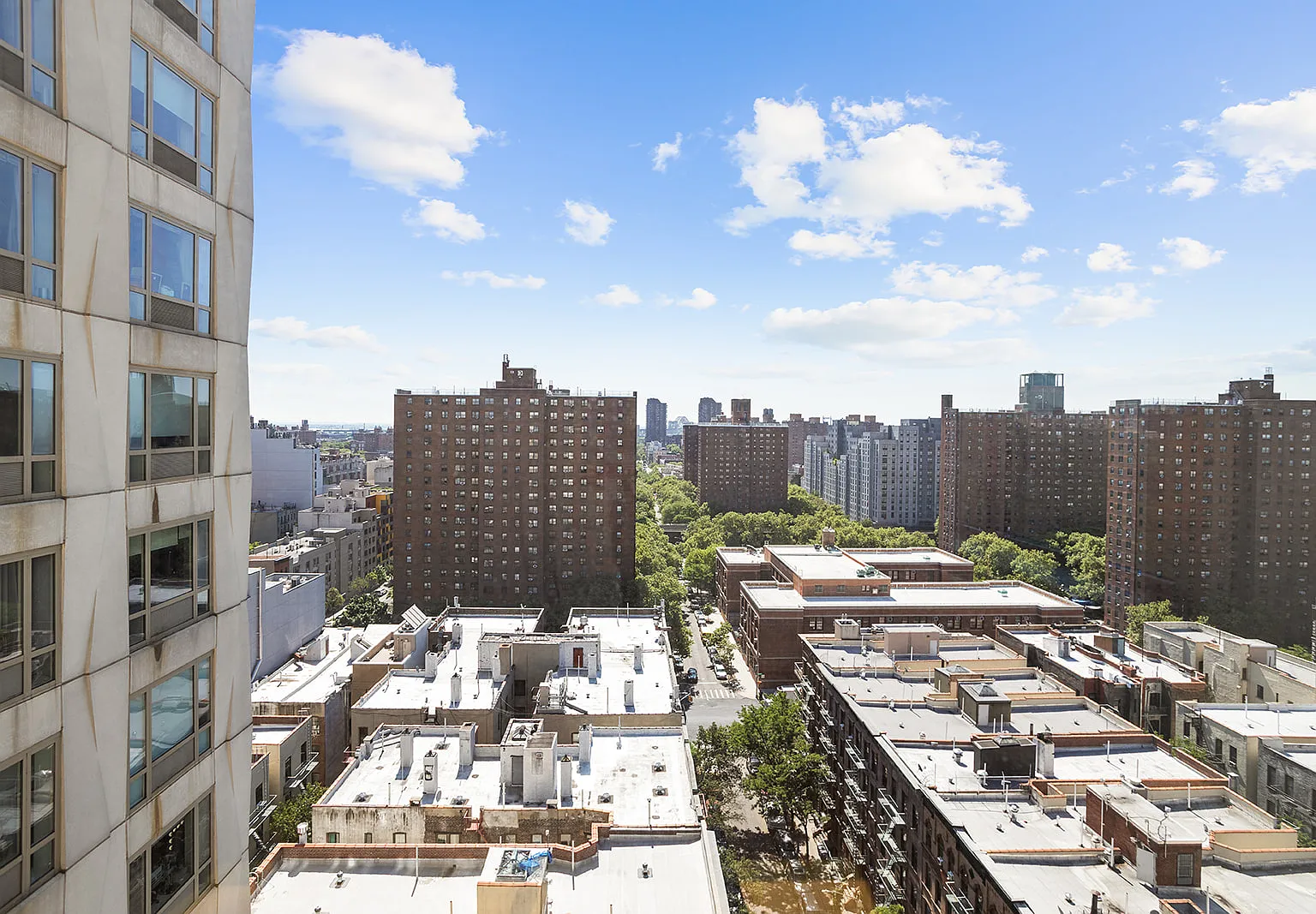 1280 5th Avenue — Photo 3