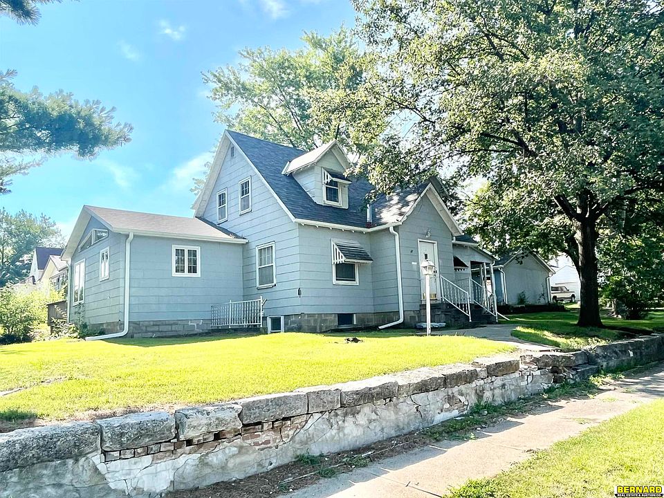 2nd image of 1605 K St