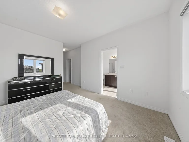 110 Hartington St — Photo 27