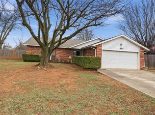 817 Boot Hill Ln, Noble, OK 73068