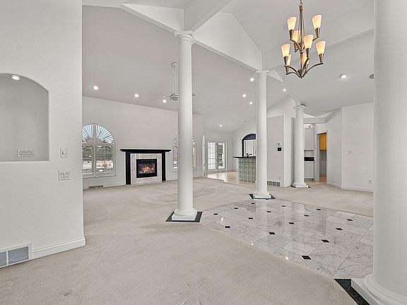 3rd image of W6389 Lincoln Rd