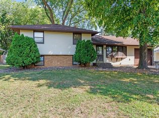 2061 Radatz Ave, Saint Paul, MN 55109