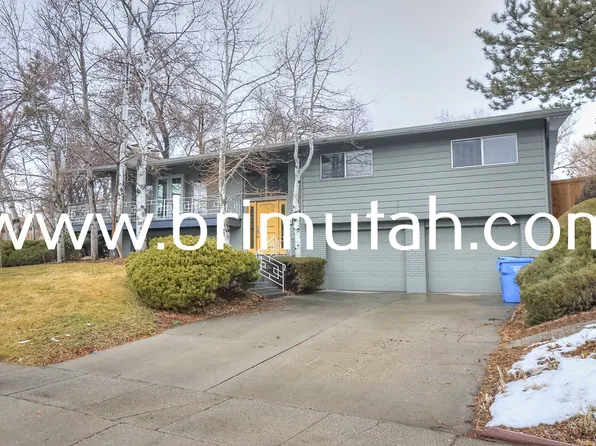 4717 S Naniloa Dr, Holladay, UT 84117