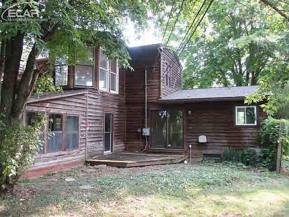 3rd image of 5086 Lakewood Dr