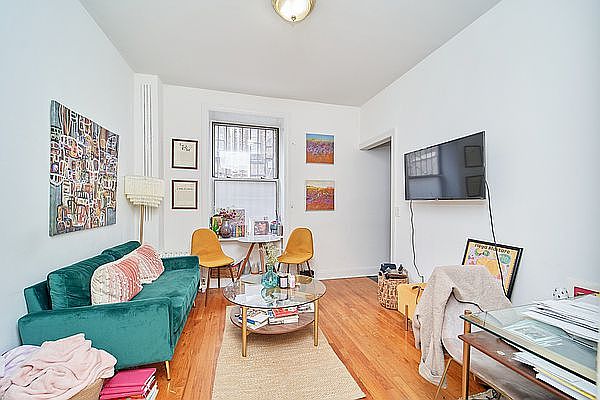 1st image of 153 Norfolk St APT 1A