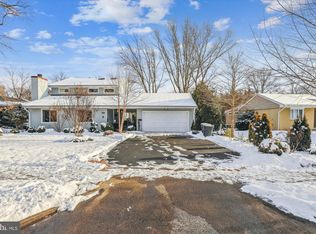 2405 Wittington Blvd, Alexandria, VA 22308