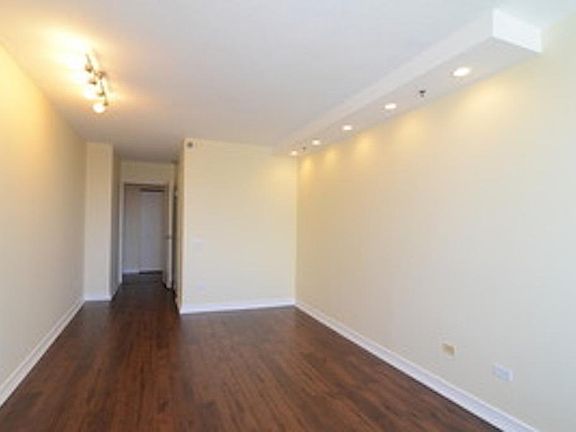 3rd image of 512 N McClurg Ct APT 3712