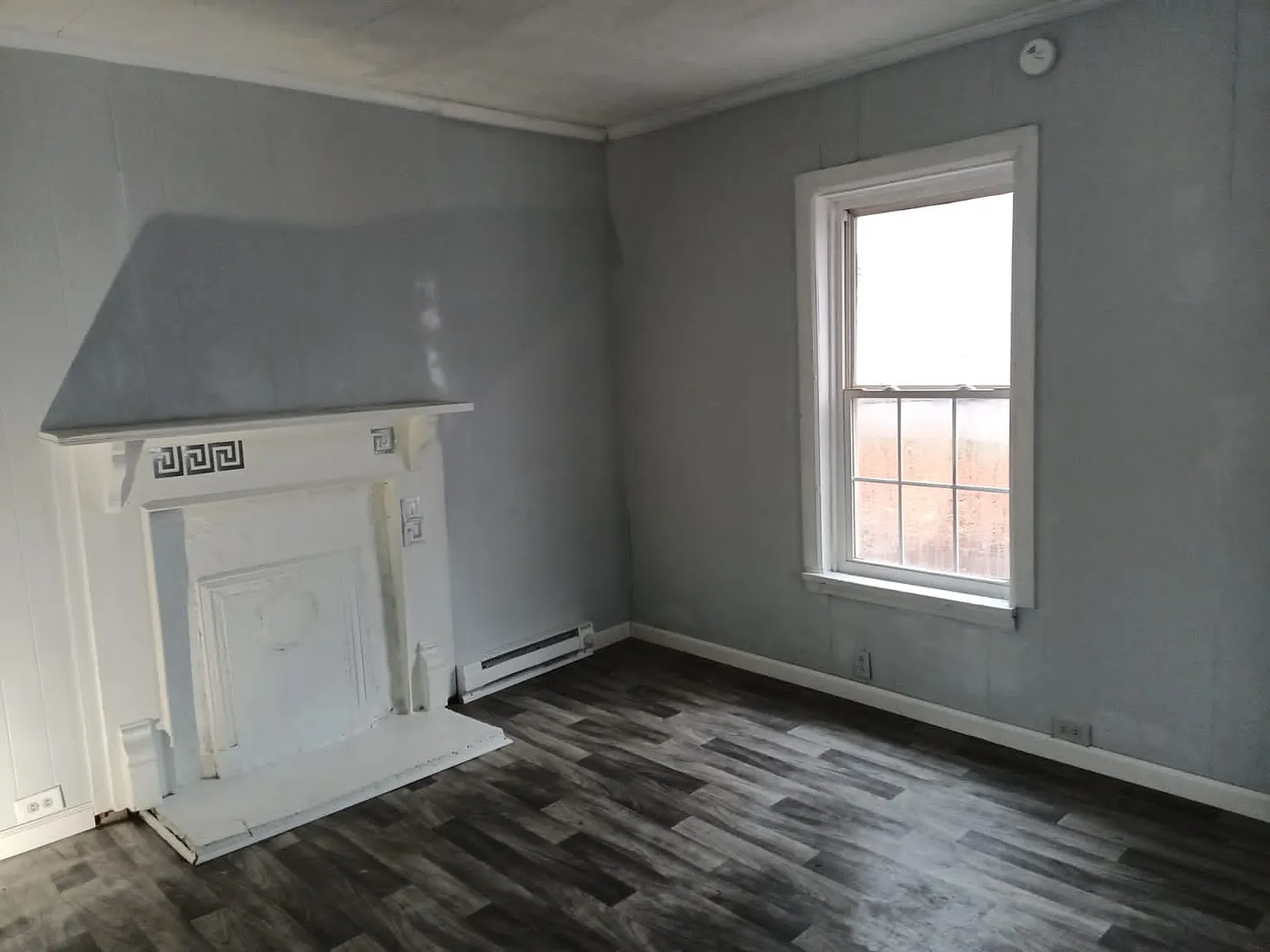 3 bed, 1050 sqft, $1,350 — Photo 3