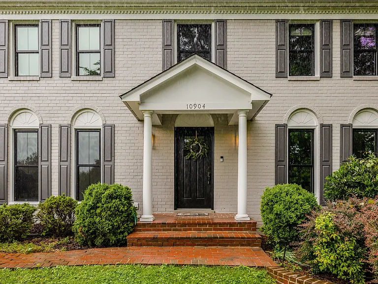 10904 Belgravia Ct — Photo 49