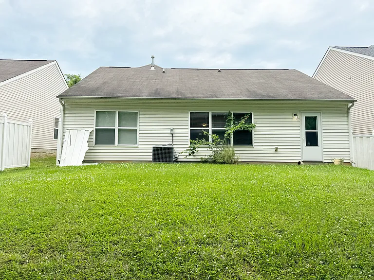11714 Oak St — Photo 23