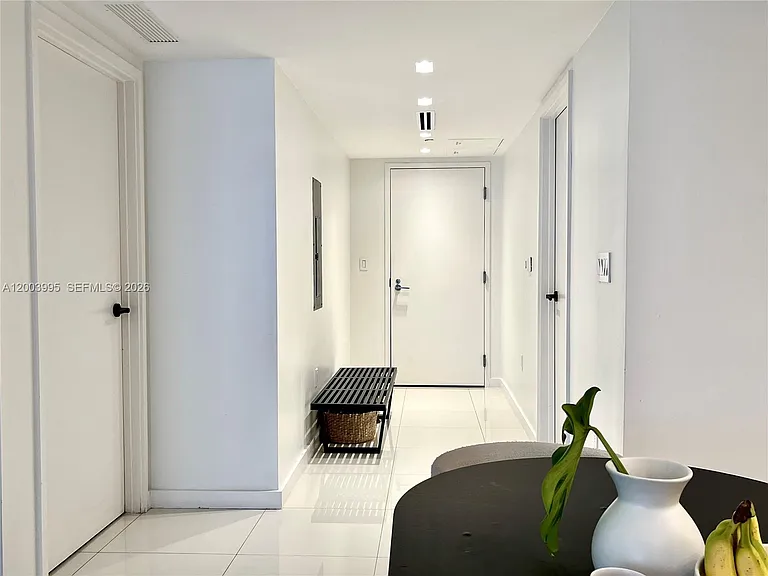 9940 W Bay Harbor Dr #5A — Photo 3