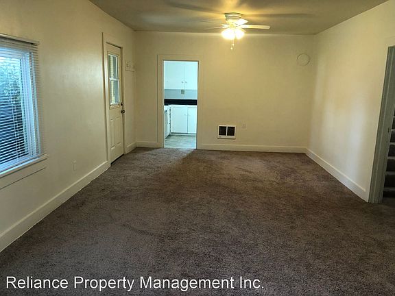 4th image of 237 NE 4th Ave APT A