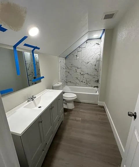 231 W 5th St — Photo 28