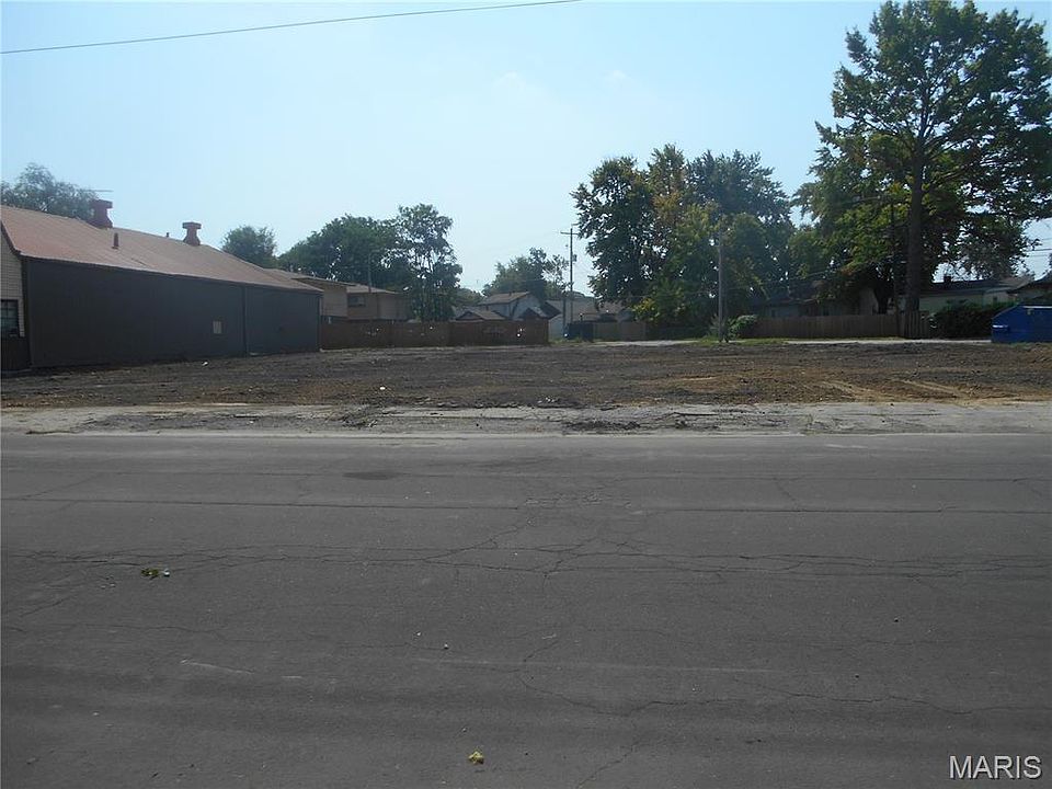 2nd image of 2538 Washington Ave