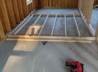 430 Troy Rd, Detroit, ME 04929