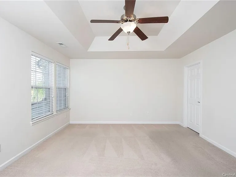9722 Springholm Dr — Photo 18