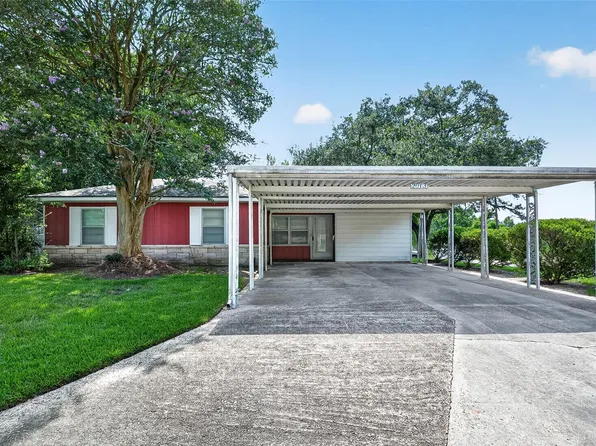 2013 Terrace Ln, Baytown, TX 77520