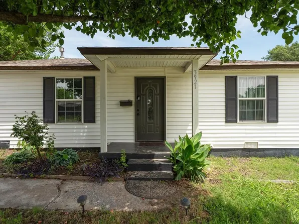 3921 SE 11th St, Del City, OK 73115