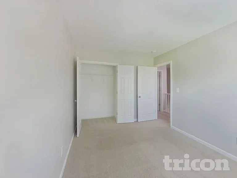 412 Bent Leaf Ct — Photo 13