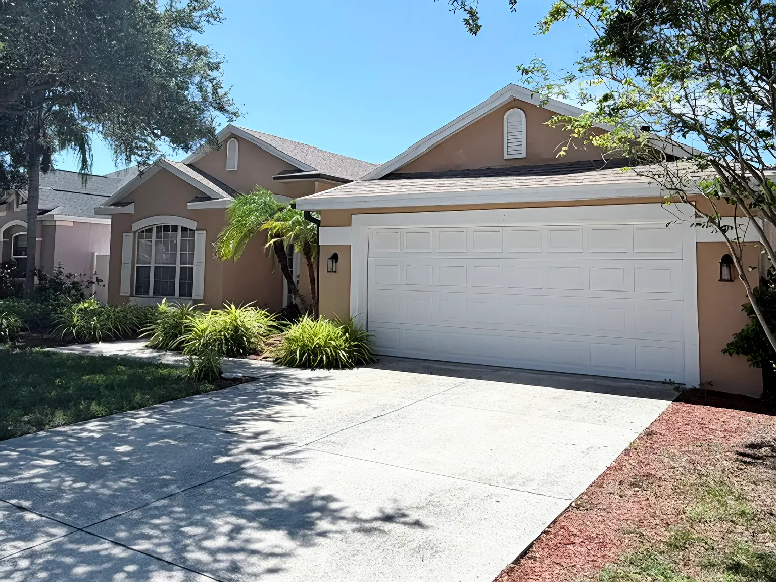 4 bed, 2109 sqft, $3,000 — Photo 4