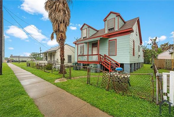 1st image of 3712 Avenue H