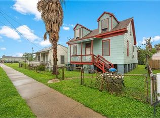 3712 Avenue H, Galveston, TX 77550