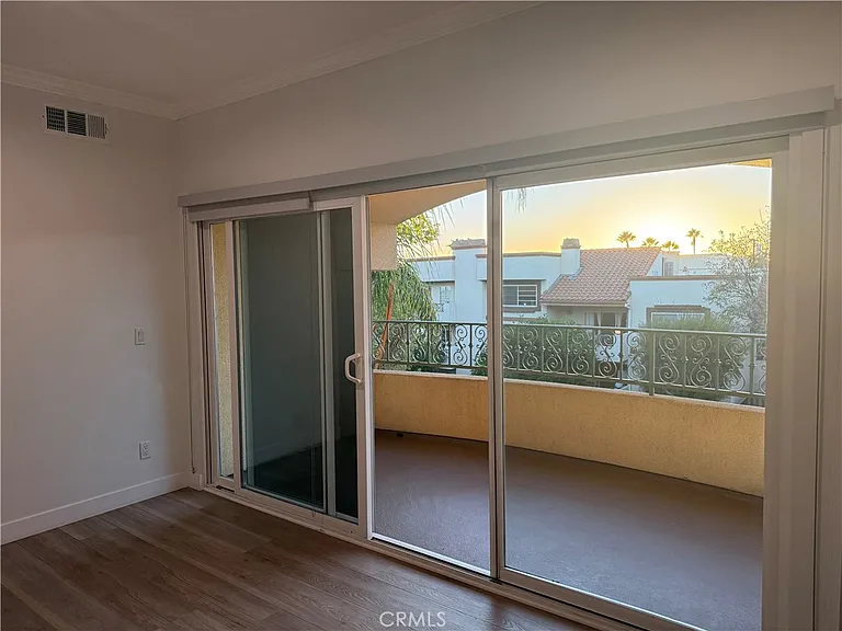 620 E Palm #302 — Photo 28