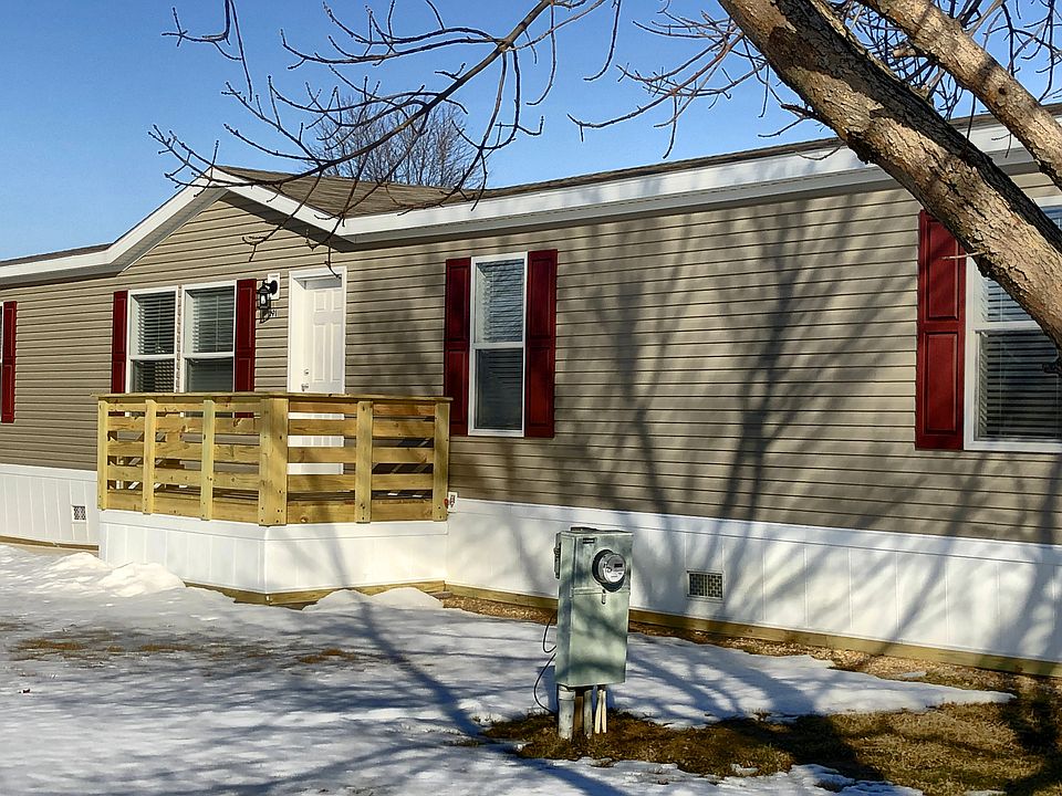 1st image of 228 Golfview Ct #191