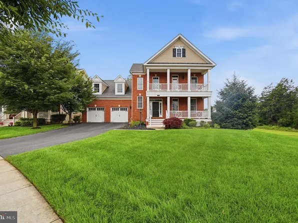 24267 Purple Finch Dr, Aldie, VA 20105