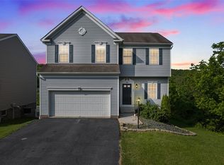 124 Rose Ave, Canonsburg, PA 15317