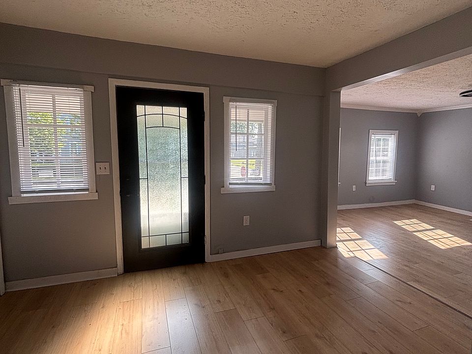 1st image of 227 Franklin Ave