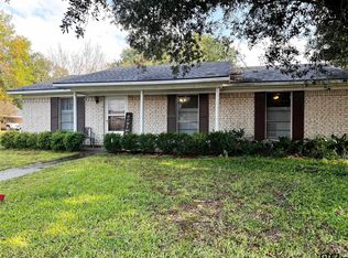 107 Village Way, Crockett, TX 75835