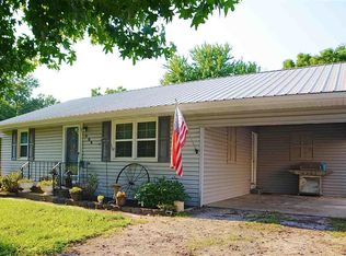609 W Ohio St, Clinton, MO 64735