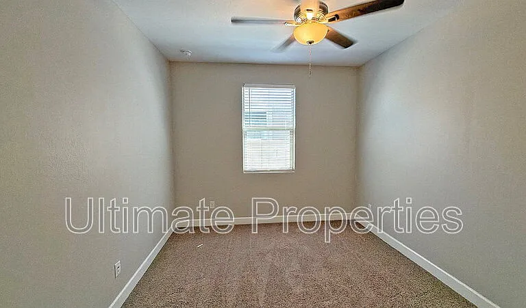 835 N 110th Ave — Photo 15