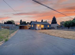 340 N 3rd St, Jefferson, OR 97352