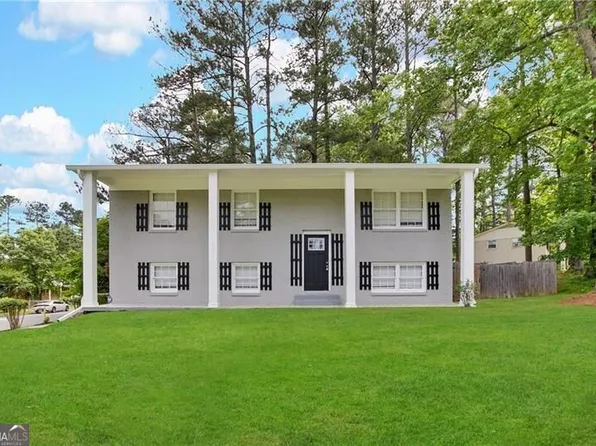 2946 Carriage Ln, Atlanta, GA 30349