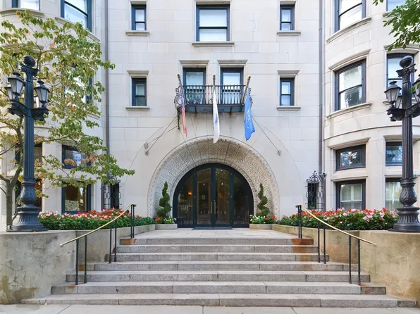 416 Commonwealth Ave APT 704, Boston, MA 02215