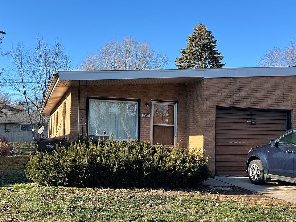 2nd image of 305-307 Irene Ave