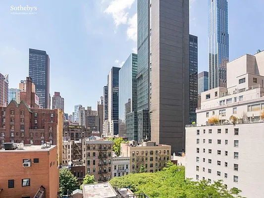 Rented by Sotheby's International Realty | media 18