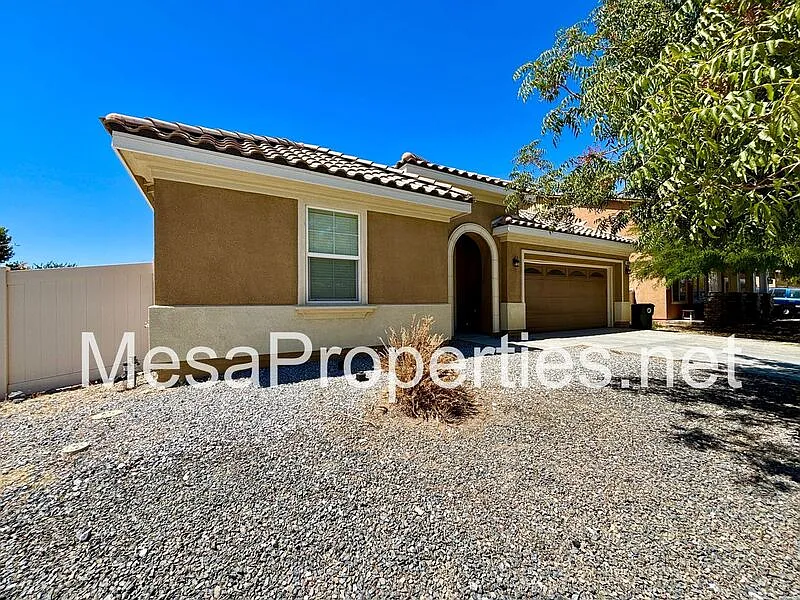 15818 Iron Canyon Ln