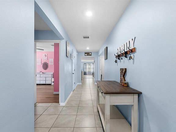 3rd image of 16467 NW 192nd Ter