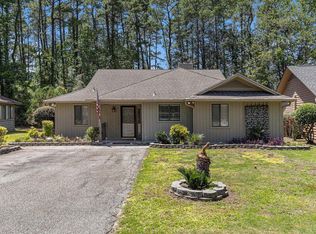 137 Hickory Dr., Conway, SC 29526