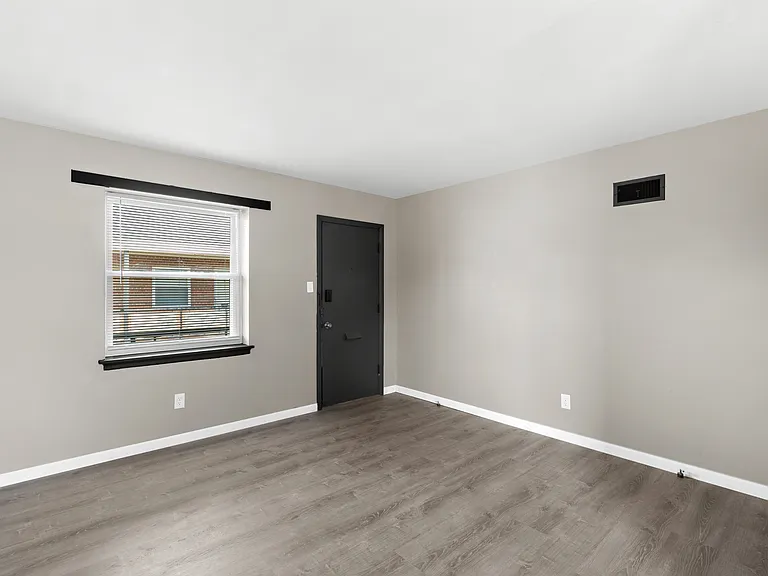 3100 Arsenal St — Photo 6