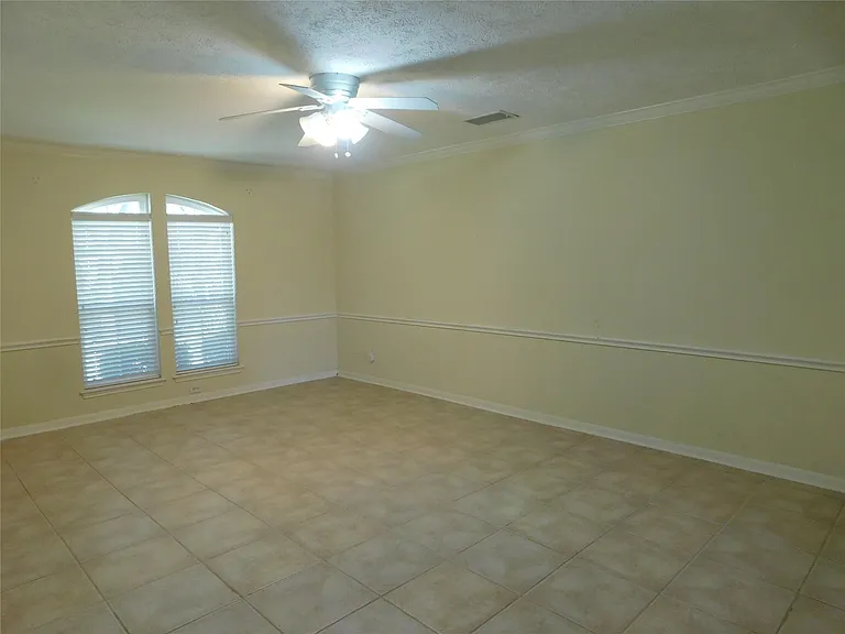 2502 Stephens Grant Dr — Photo 32