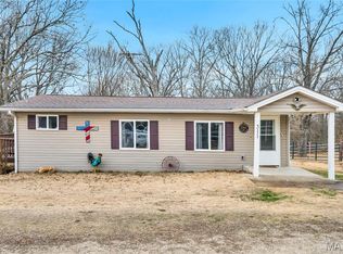 311 Friendship Ln, New Haven, MO 63068