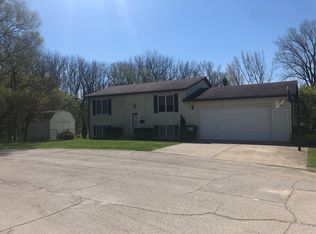 124 Pfeiffer, Clyde, OH 43410