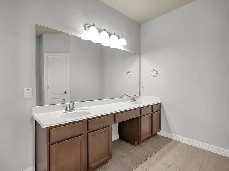 24407 Split Rock Fls — Photo 12