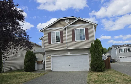 2029 179th Street Ct E Photo 1