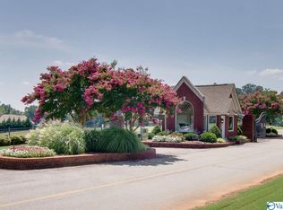 12855 Saint Andrew Dr, Athens, AL 35611