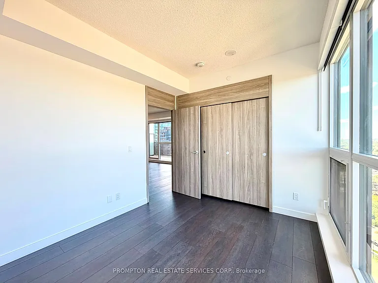 18 Esther Shiner Blvd #3002 — Photo 27